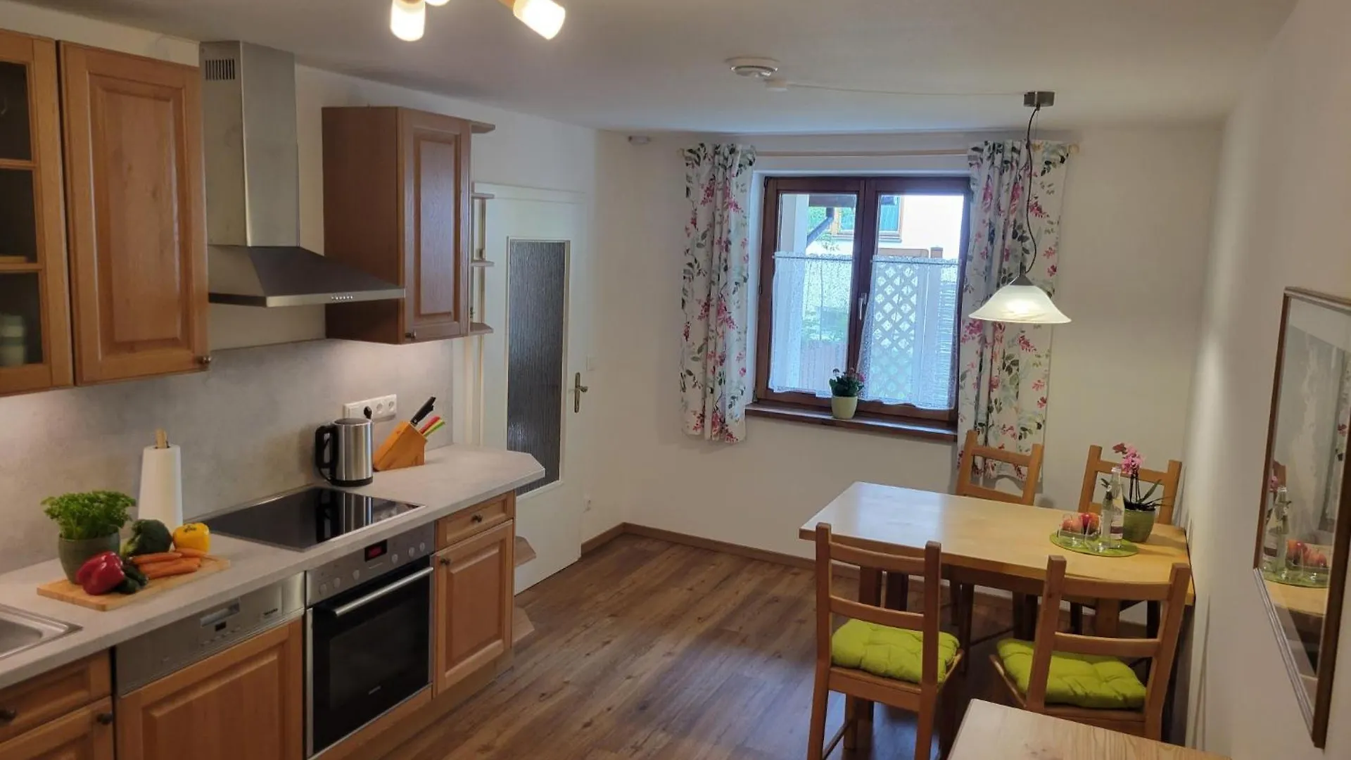 Ferienhaus Saalachau باد ريشنهول بيت للعطل